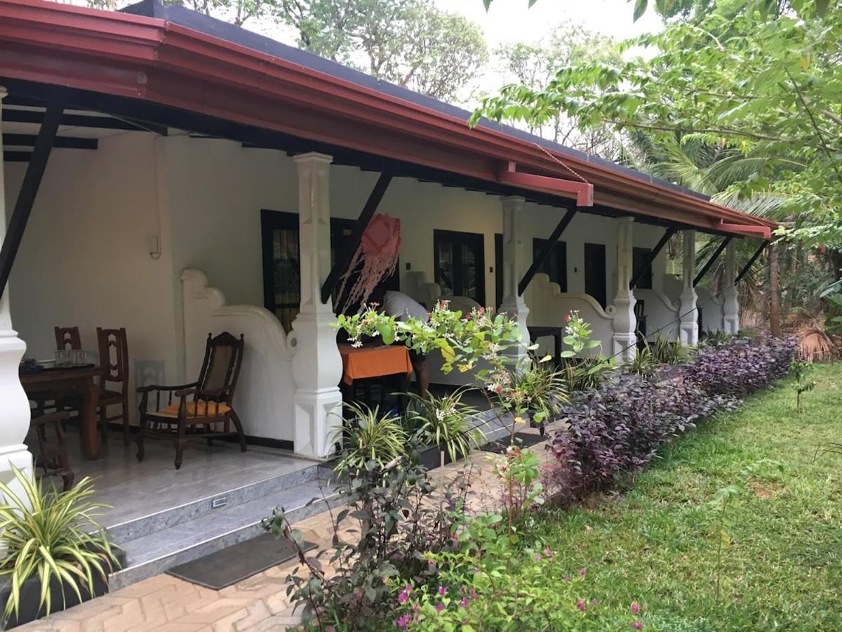 Amron Resort Sigiriya Exteriér fotografie