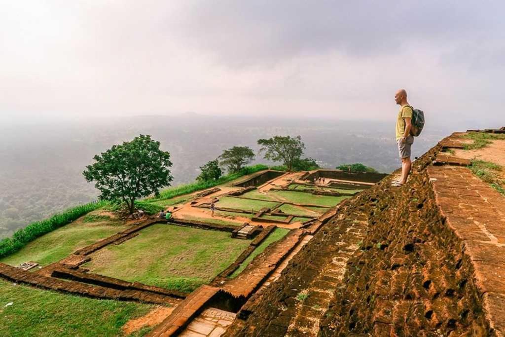 Amron Resort Sigiriya Exteriér fotografie