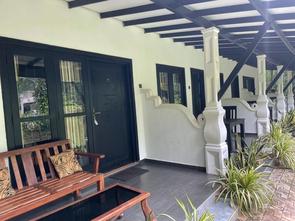 Amron Resort Sigiriya Pokoj fotografie