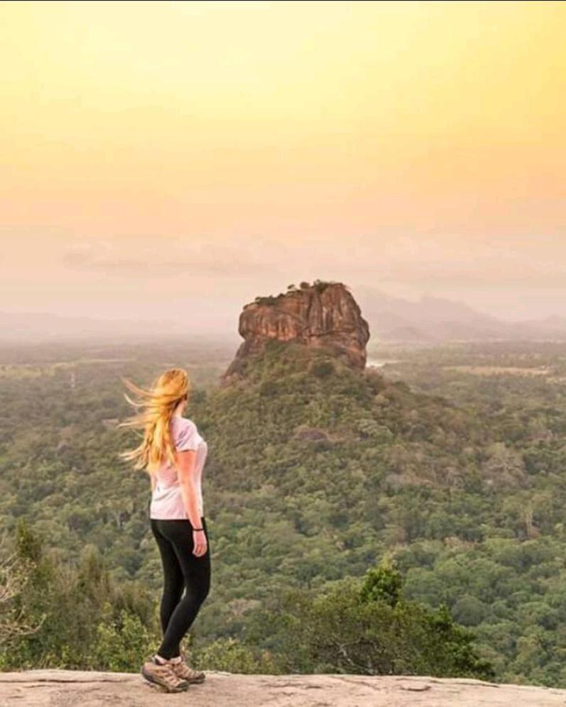Amron Resort Sigiriya Pokoj fotografie
